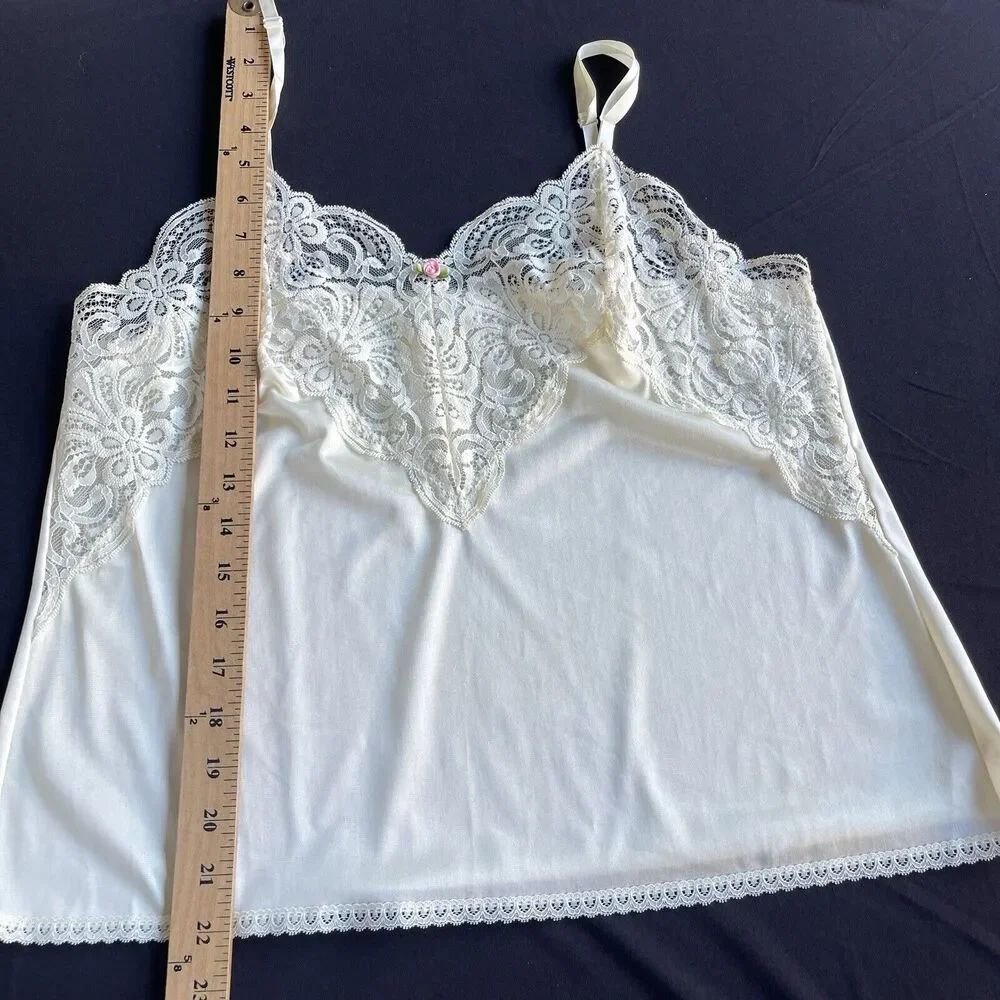 Vintage Applause Womens Y2K Camisole Small Cream‎ Lace Trim Adjustable Rose 90s